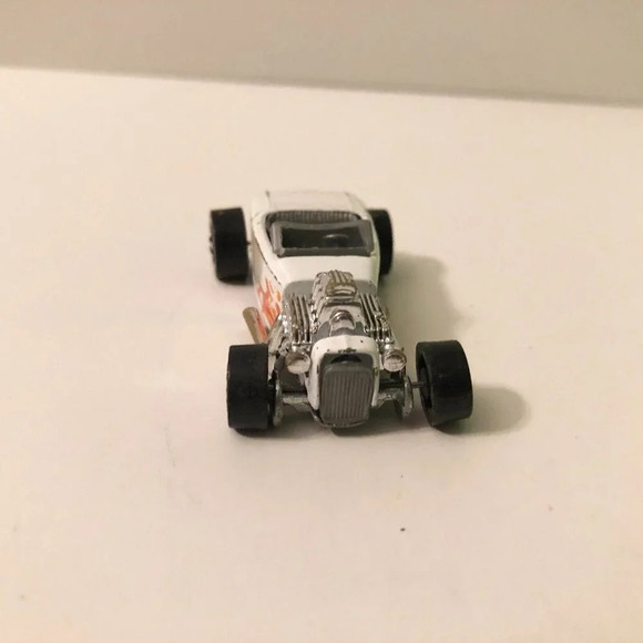 Vintage Lot of 3 Hot Wheels Roadster Malibu Grand Prix Race Car - Picture 15 of 16